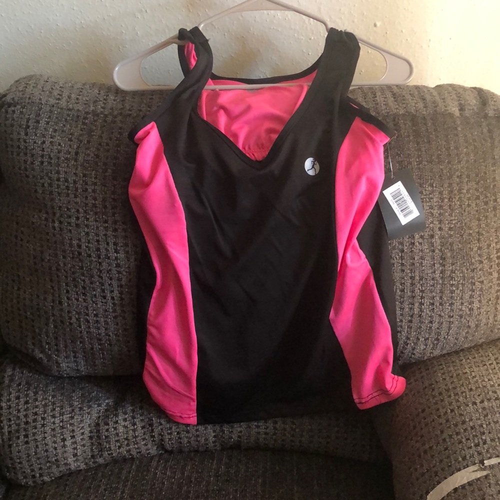 Activewear top